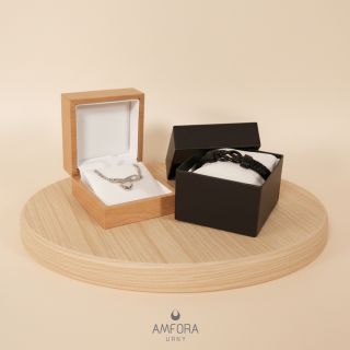 Výhra, ktorá rozpráva príbeh ✨ Na zajtrajšom festivale DEADLINE v košickej Tabačke si jeden z Vás bude môcť domov odniesť...